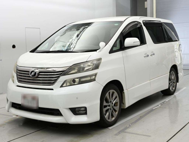 TOYOTA VELLFIRE — фото
