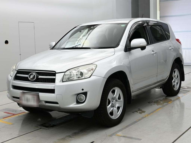 TOYOTA RAV4 — фото