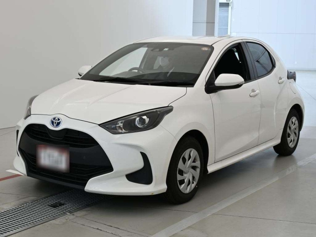 TOYOTA YARIS — фото