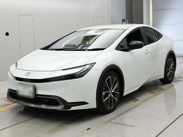 TOYOTA PRIUS — фото