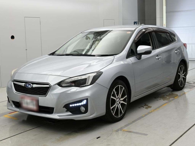 SUBARU IMPREZA — фото