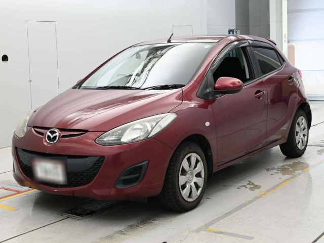 MAZDA DEMIO — фото
