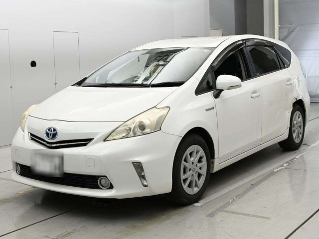 TOYOTA PRIUS — фото