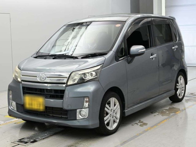 DAIHATSU MOVE — фото