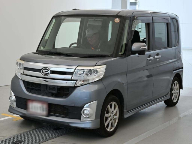 DAIHATSU TANTO — фото