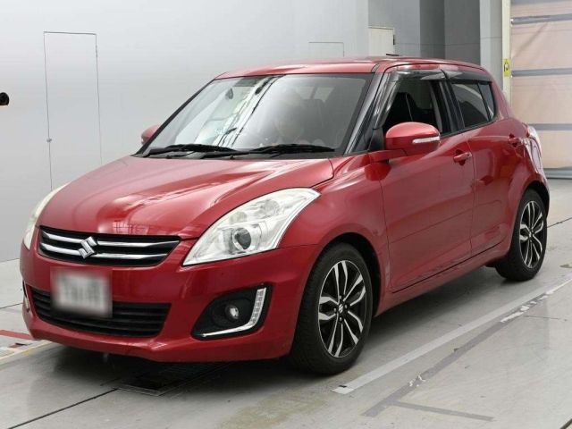 SUZUKI SWIFT — фото