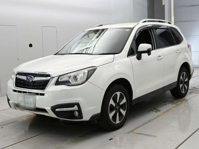 SUBARU FORESTER — фото