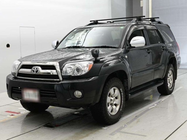 TOYOTA HILUX — фото