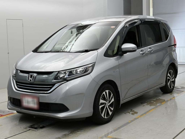 HONDA FREED — фото