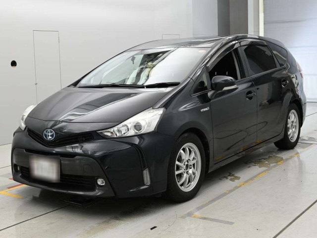 TOYOTA PRIUS — фото