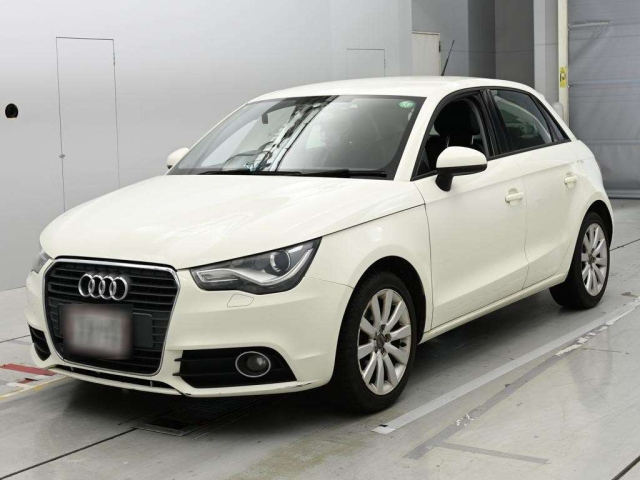 AUDI A1 — фото