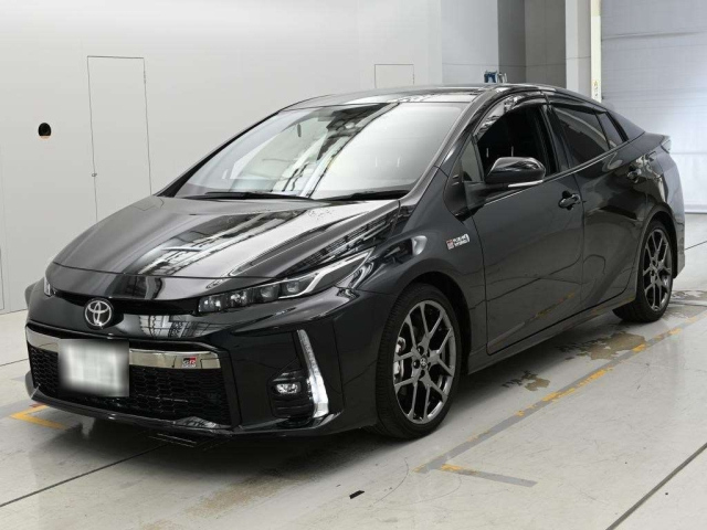TOYOTA PRIUS — фото