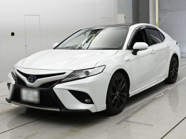TOYOTA CAMRY — фото