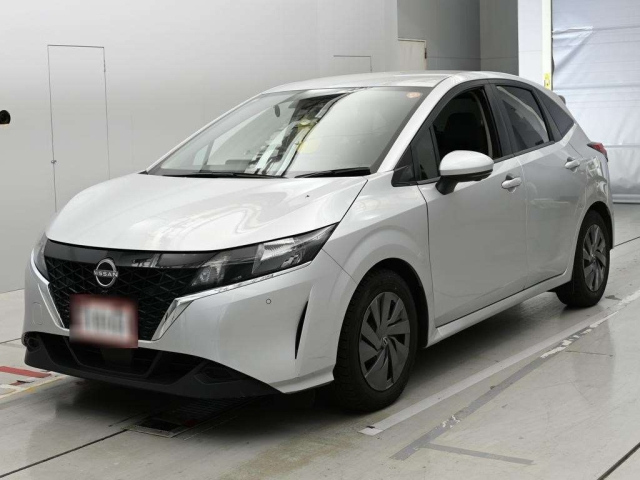 NISSAN NOTE — фото