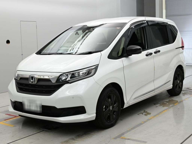 HONDA FREED — фото