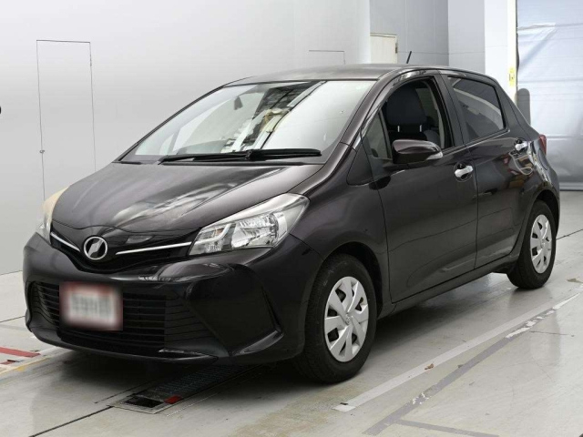 TOYOTA VITZ — фото