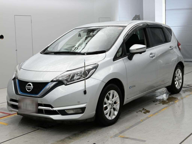 NISSAN NOTE — фото