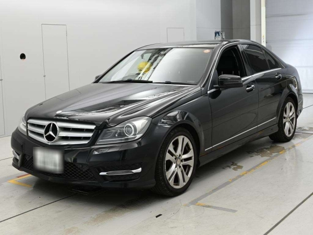 MERCEDES-BENZ C — фото