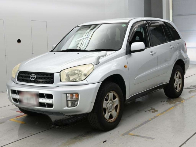 TOYOTA RAV4 — фото