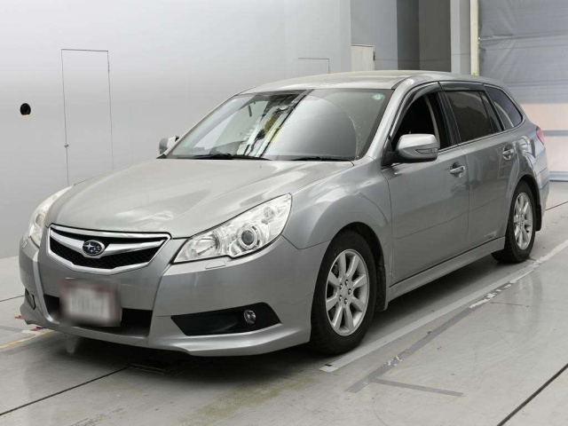 SUBARU LEGACY — фото