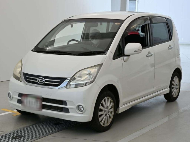 DAIHATSU MOVE — фото