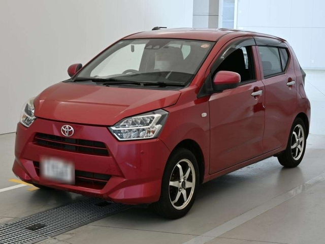 TOYOTA PIXIS — фото