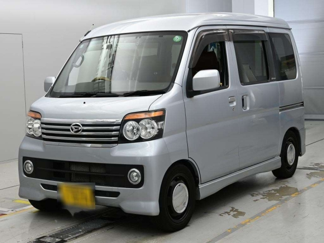 DAIHATSU ATRAI — фото
