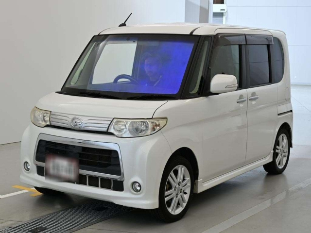 DAIHATSU TANTO — фото