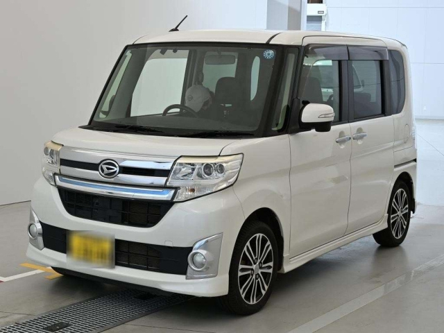DAIHATSU TANTO — фото
