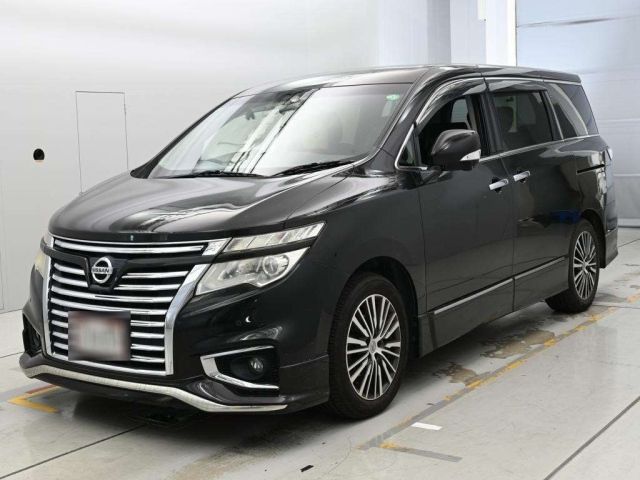 NISSAN ELGRAND