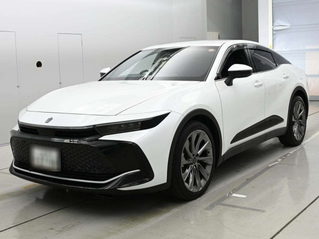 TOYOTA CROWN CROSSOVER