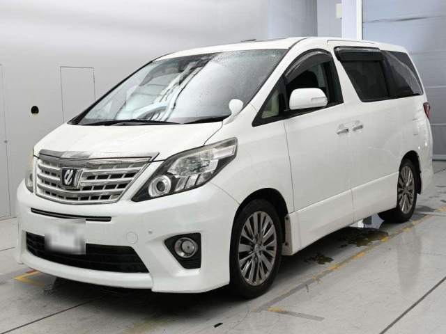 TOYOTA ALPHARD — фото