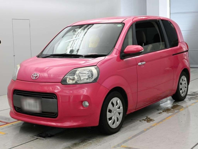 TOYOTA PORTE — фото