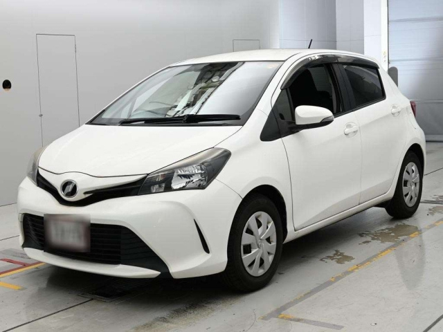 TOYOTA VITZ — фото