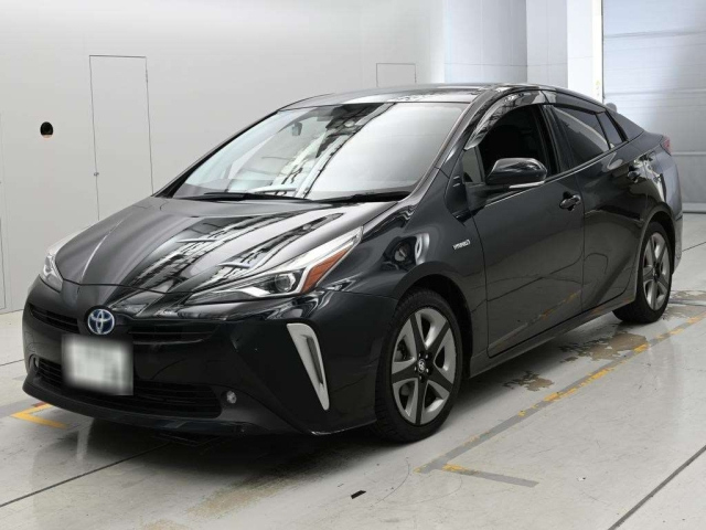 TOYOTA PRIUS — фото
