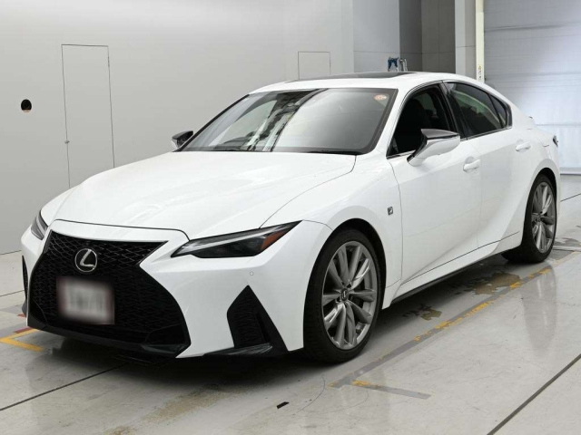 LEXUS IS — фото
