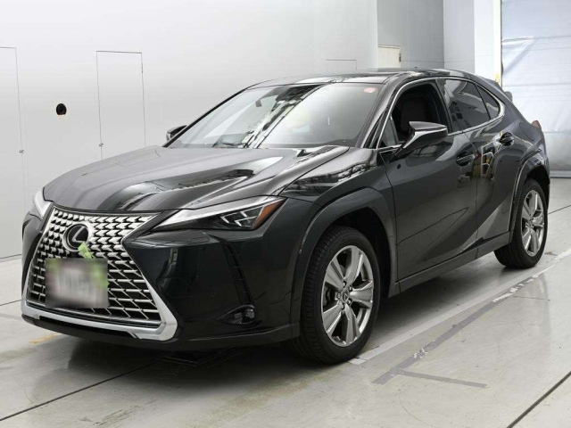 LEXUS UX — фото