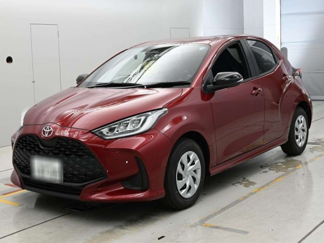 TOYOTA YARIS — фото