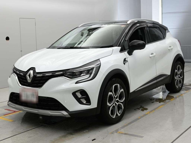 RENAULT CAPTUR — фото