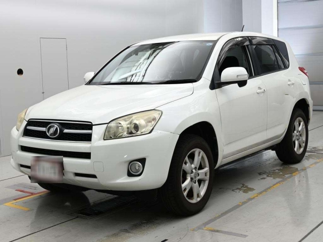 TOYOTA RAV4 — фото