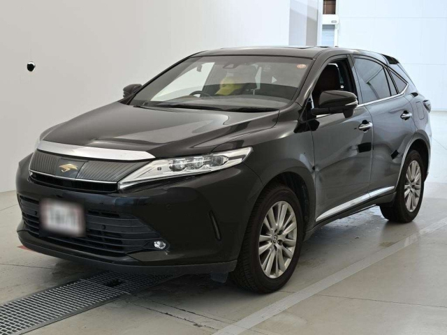TOYOTA HARRIER — фото