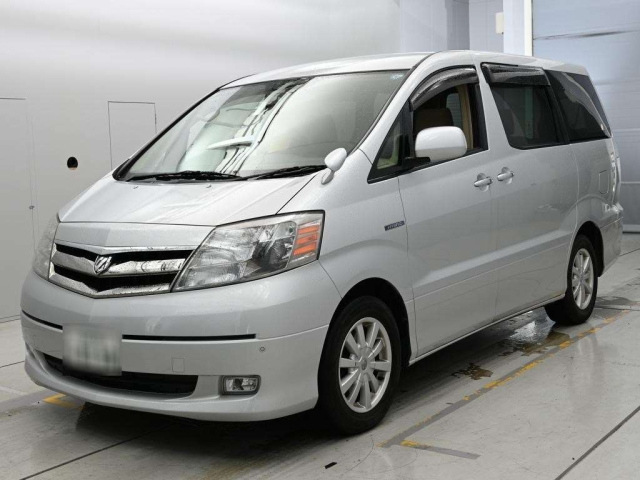 TOYOTA ALPHARD — фото