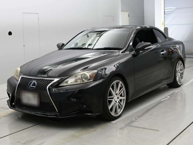 LEXUS IS — фото
