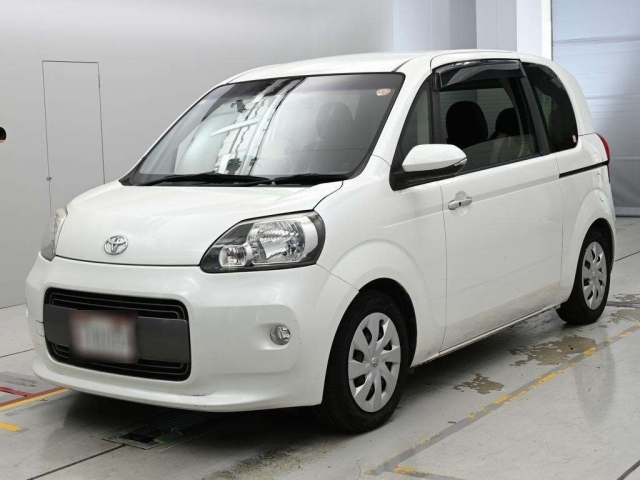 TOYOTA PORTE — фото