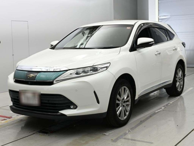 TOYOTA HARRIER — фото