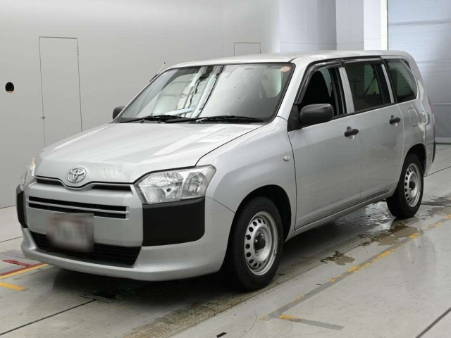 TOYOTA PROBOX — фото