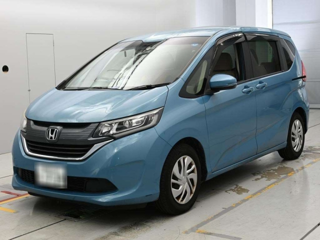 HONDA FREED — фото