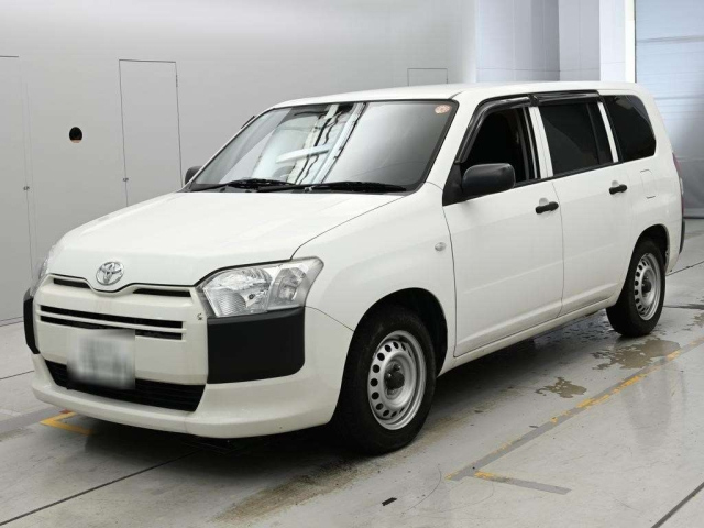 TOYOTA PROBOX — фото