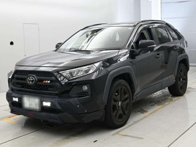 TOYOTA RAV4 — фото
