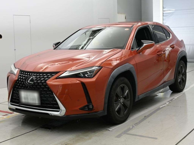 LEXUS UX — фото